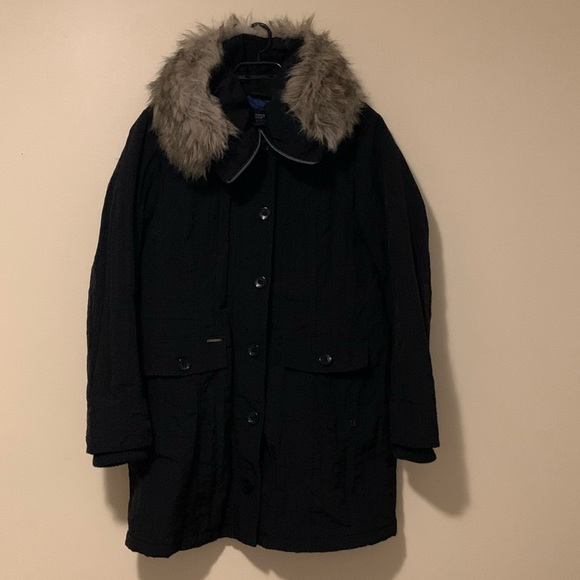 Esprit Luxury Outerwear Collection - Picture 2 of 15